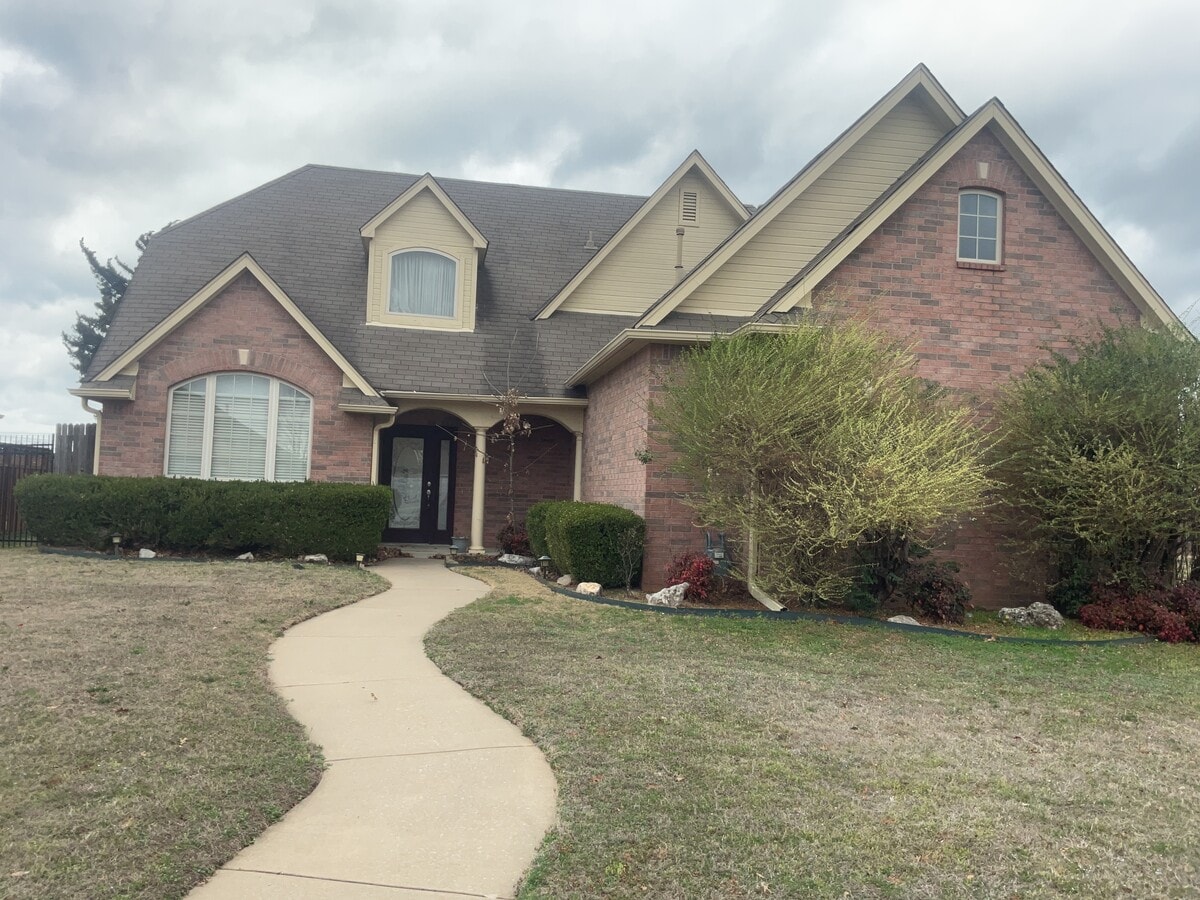 Photo - 14600 S Maple Pl