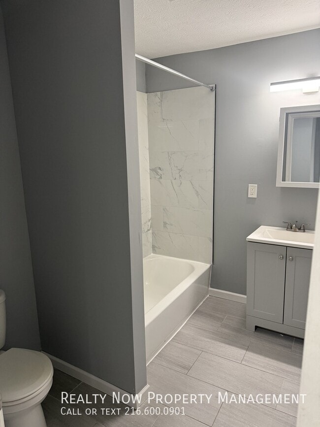 Photo - 2054 W 98th St Unit Up