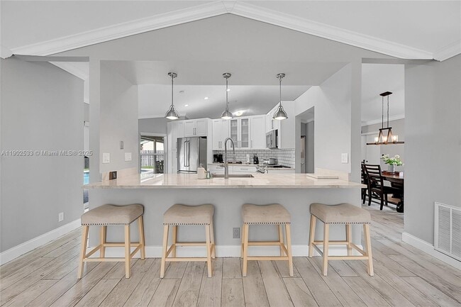 Photo - 9841 SW 1st St