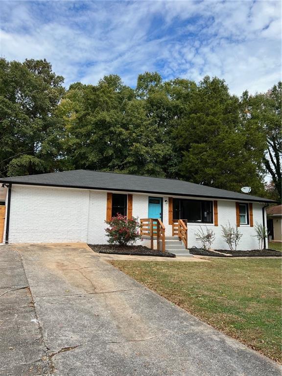 Photo - 695 Kennesaw Dr