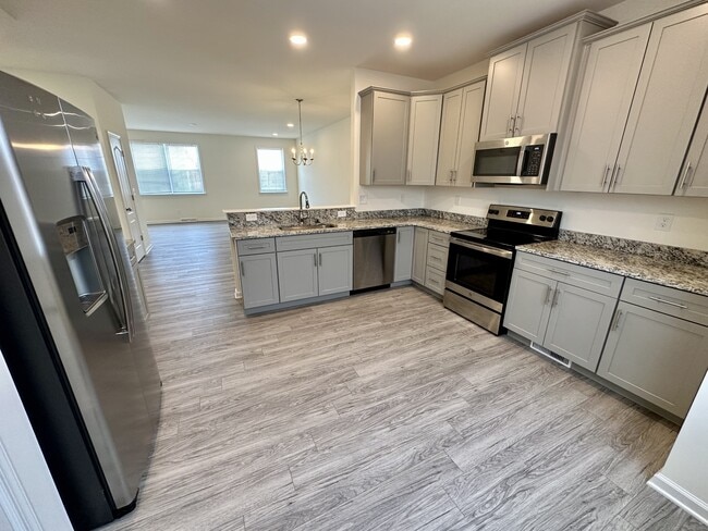 Photo - 137 Lexington Pl