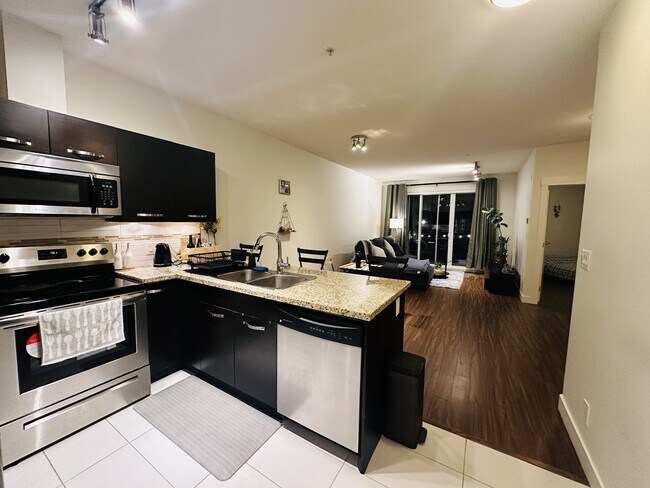 Photo - 1975-1975 McCallum Rd