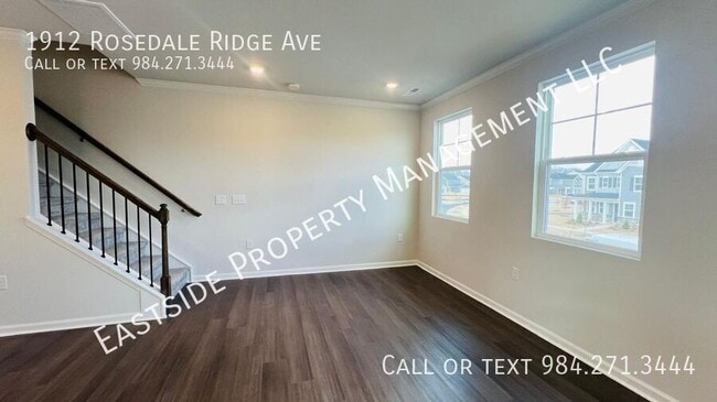Photo - 1912 Rosedale Rdg Ave