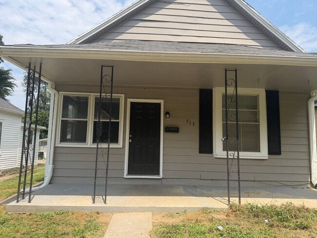 Building Photo - 513 E Colorado Ave