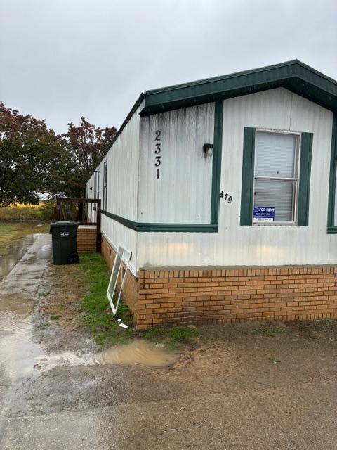 Building Photo - 2331 Wysteria Ln