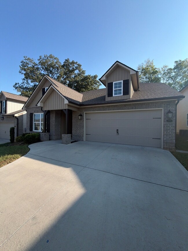 Photo - 7104 Nans Creek Way