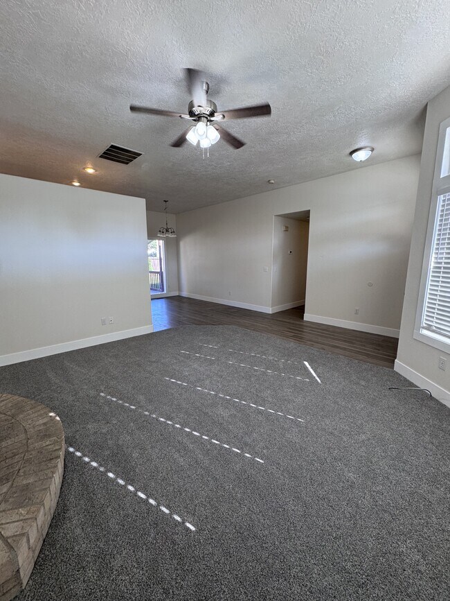 Photo - 2145 E Katelyn Dr