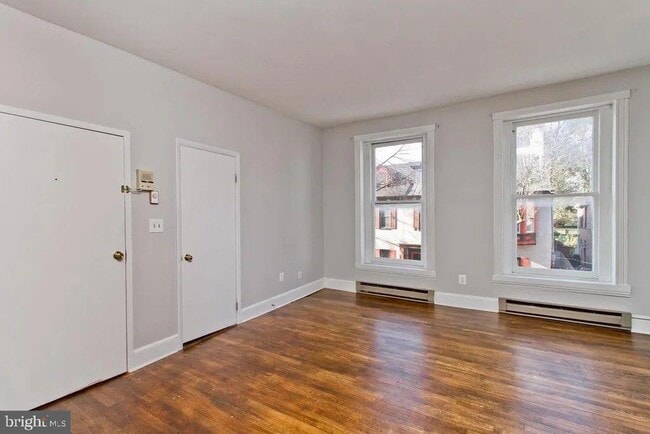 Photo - 308 N Market St Unit #2-2