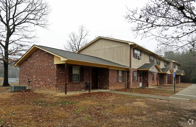 Mill Tree Apartments - Mill Tree Apartments