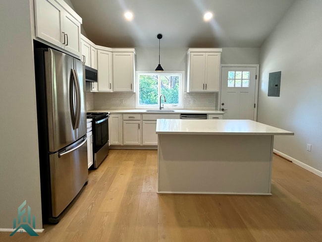 Photo - 1005 NW 30th St Unit 1