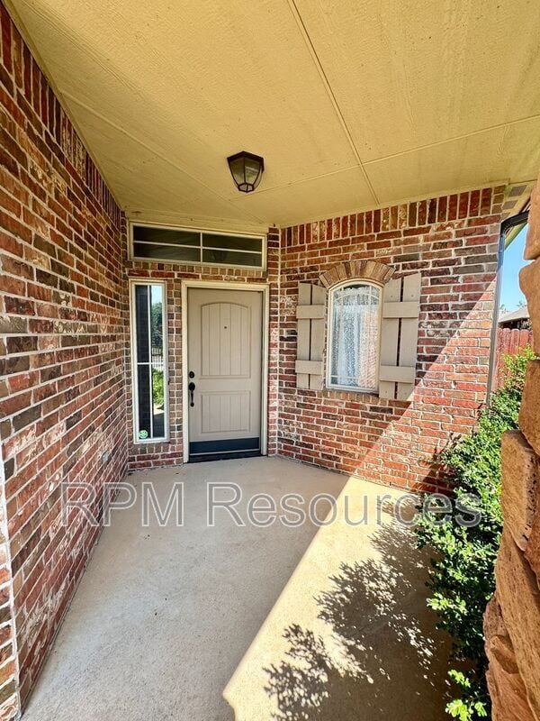 Photo - 3121 SW 136th Terrace