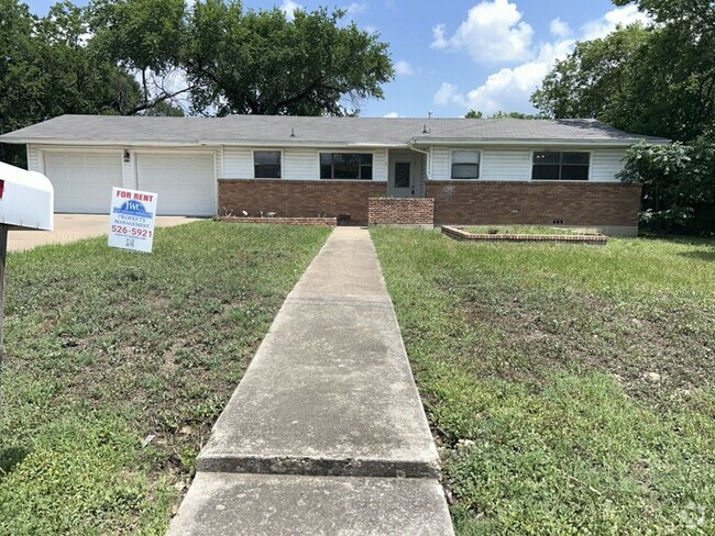 Building Photo - 601 Sutton Dr Rental