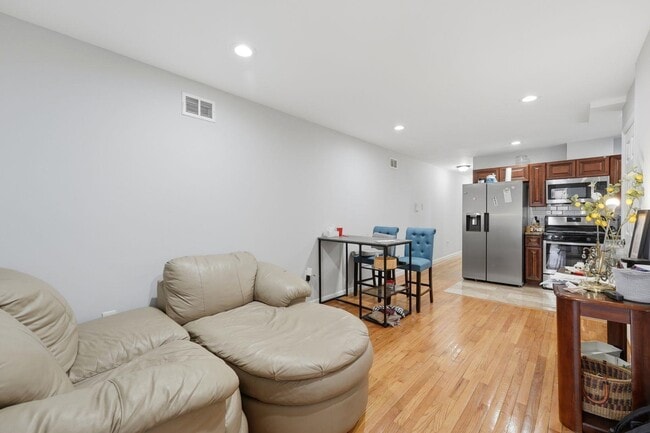 499 Ocean Ave Unidad 1