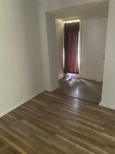 Photo - 329 Berry St