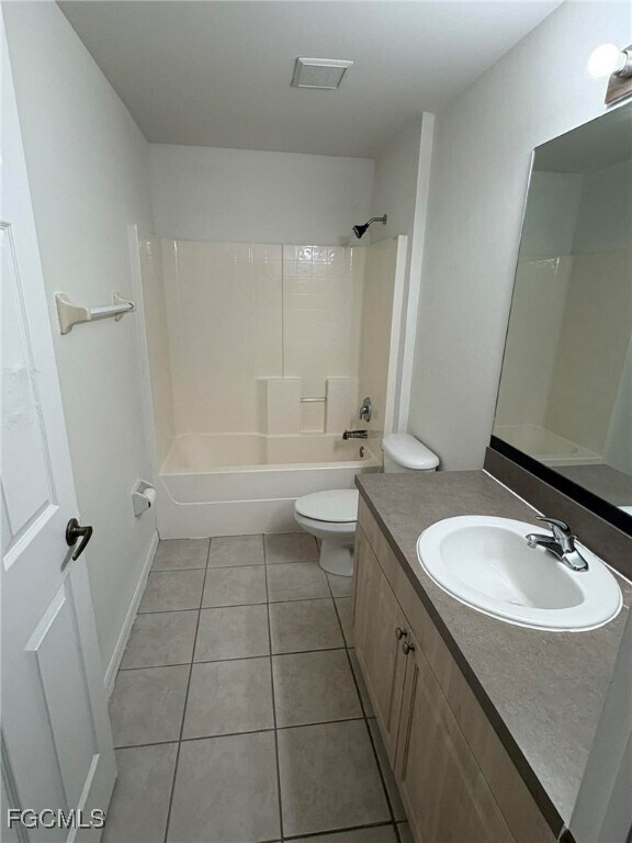 Building Photo - 1321 Diplomat Pkwy E