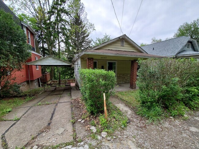 Photo - 4449 Lucerne Ave