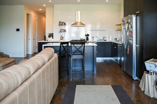 Photo - 2127 W Division St Unidad 2