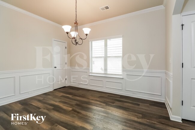 Photo - 5768 Woodside Crossing