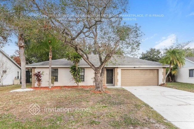 Photo - 1517 Kestrel Way