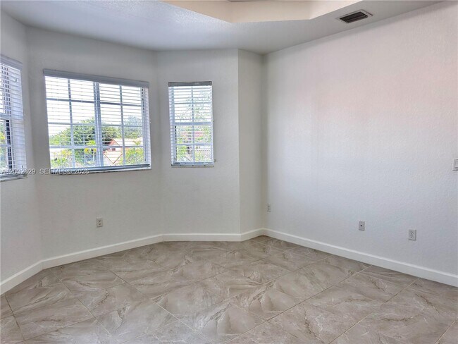 Photo - 7905 SW 120th Ave