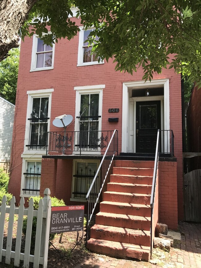 Photo - 506 W Marshall St Unidad Apt #Up (2nd Flr)
