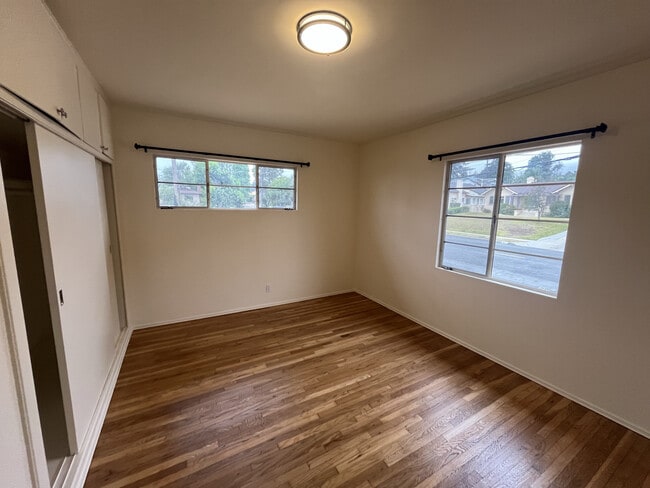 854 E Mendocino St