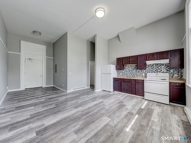 111 Franklin Square Unit 102