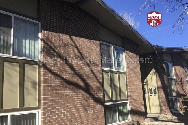 Building Photo - 2900 Eliot Cir Unit 4