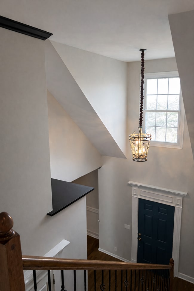 Photo - 2518 Wythe Close