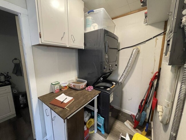 Photo - 7495 Kelly Rd S Unit CH - Carriage House