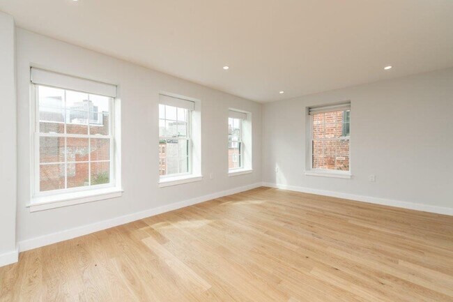 Photo - 22 Fleet St Unidad ##11