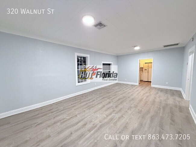 320 Walnut St