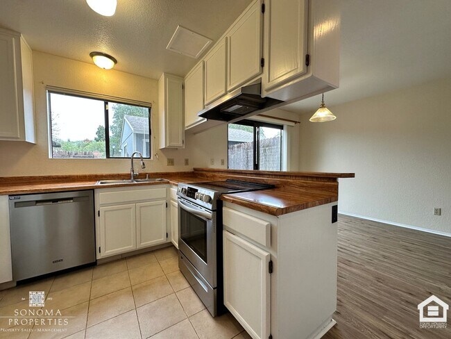 Photo - Charming 2 Bedroom Townhouse – Prime Location, Available Now!