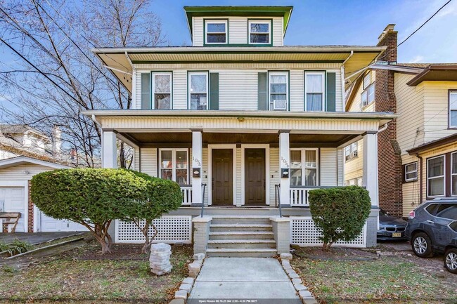 Building Photo - 1054 Hunterdon St Rental