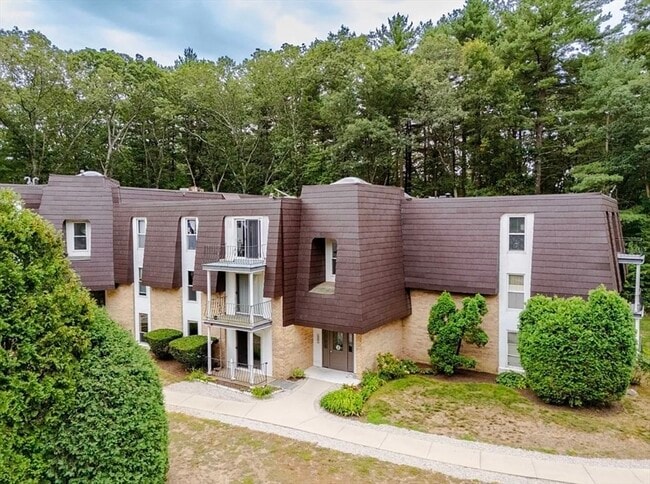 Building Photo - 6 Shadowbrook Ln Unit 36 Rental