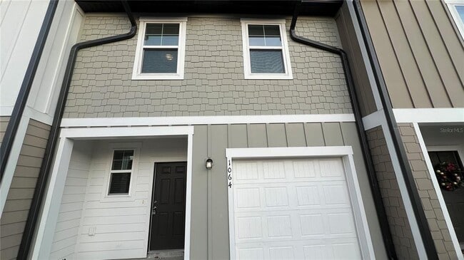 Photo - 1064 Appleton St