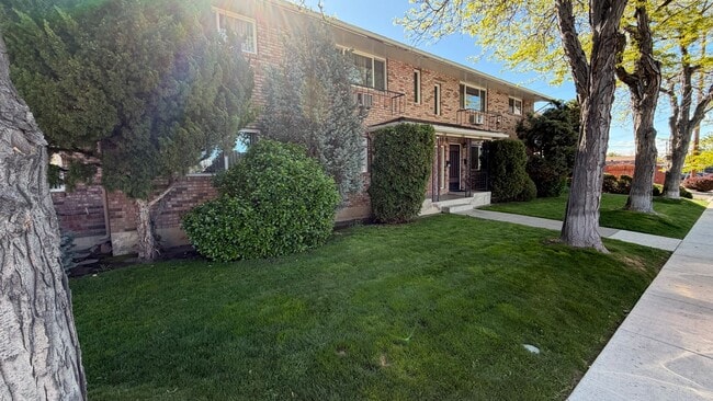 Photo - 1100 Harvard Wy Unit 1110 Harvard Way