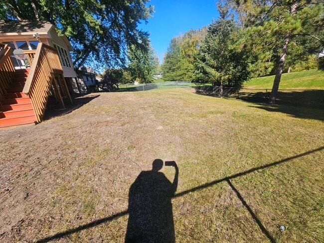 Photo - 10259 Englewood Dr