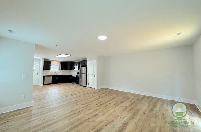 Photo - 6 Robin Hood Rd