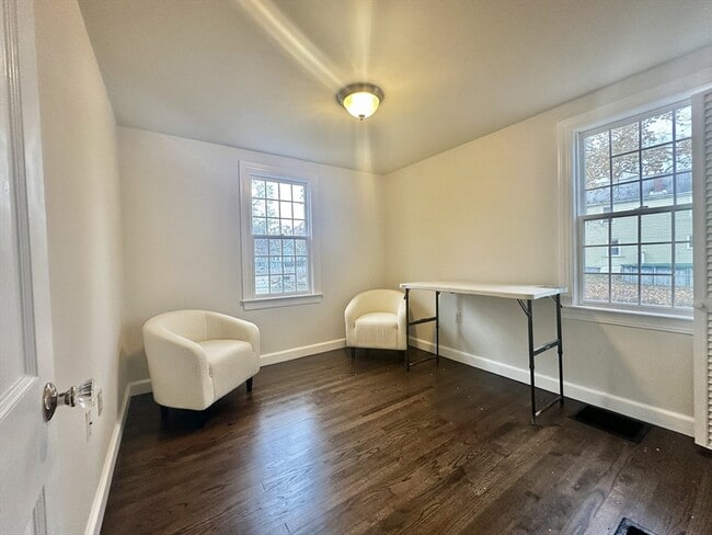 Photo - 25 Warren Ave