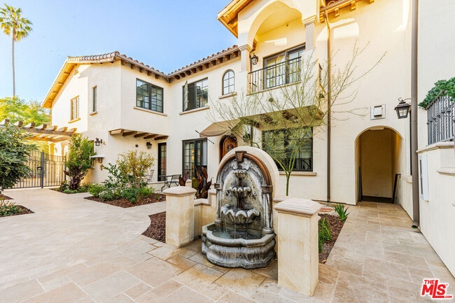 388 S Los Robles Ave Unit 206