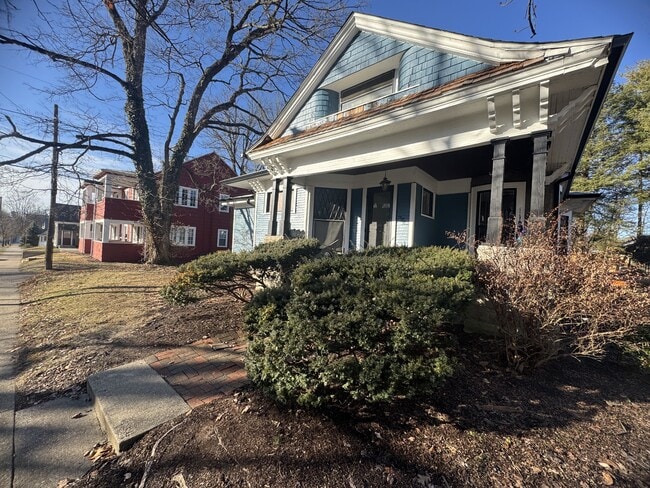 Photo - 317 N Indiana Ave