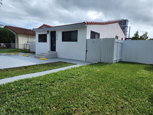 Photo - 2870 SW 26th St Apartments Unit 00X