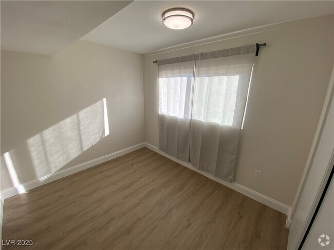 Building Photo - 7409 Bagdad Ct Rental