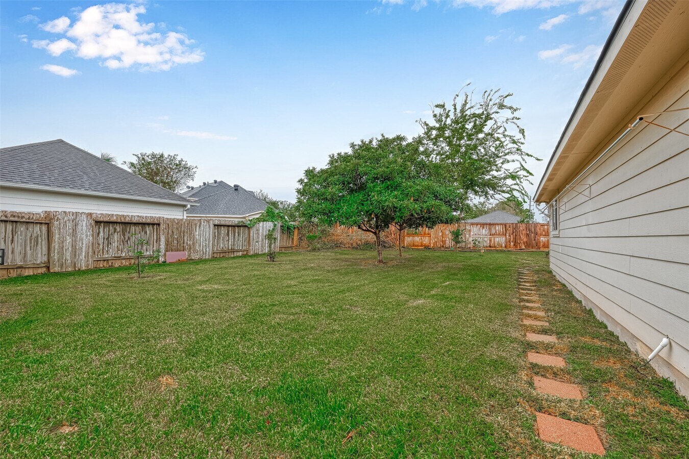 Photo - 22518 Silvermist Ln