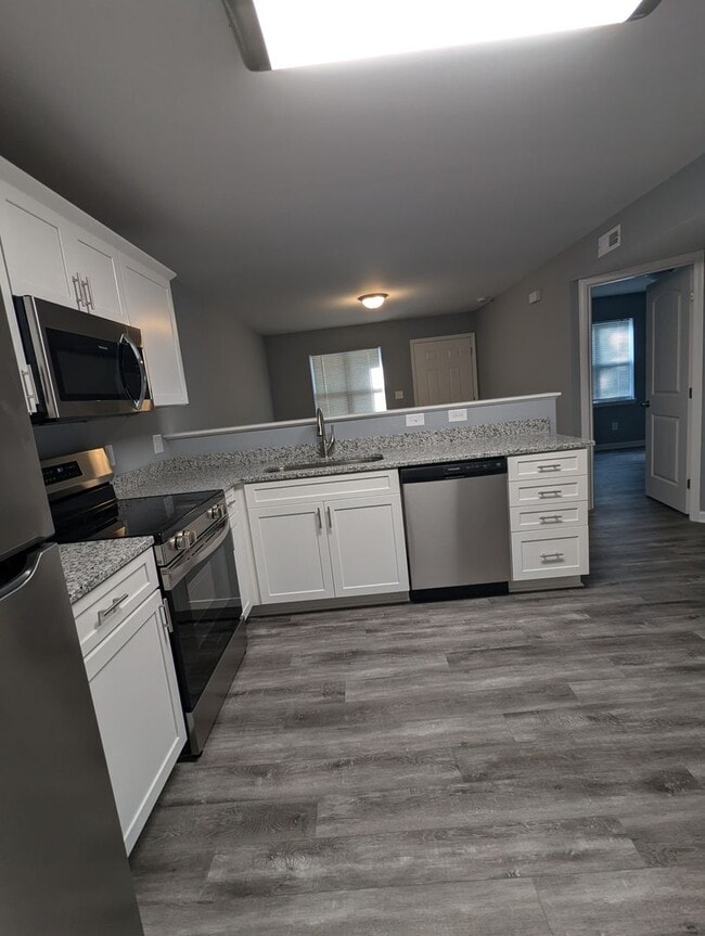 Photo - Creekside Apartments