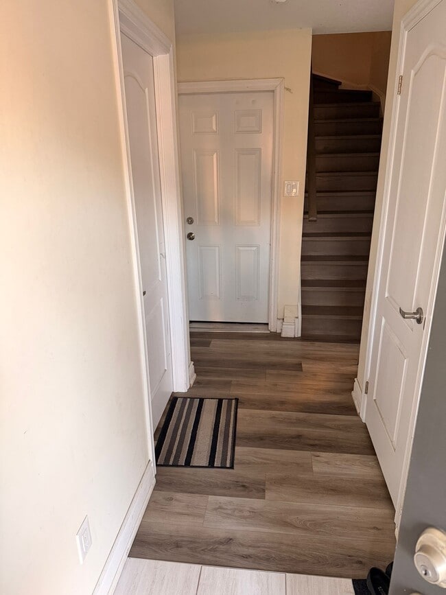 Photo - 456 Linden Dr