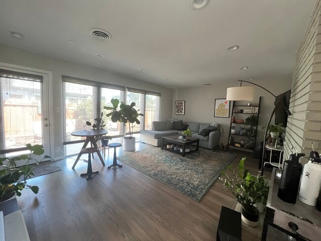 Photo - 2969 Rosemary Ln