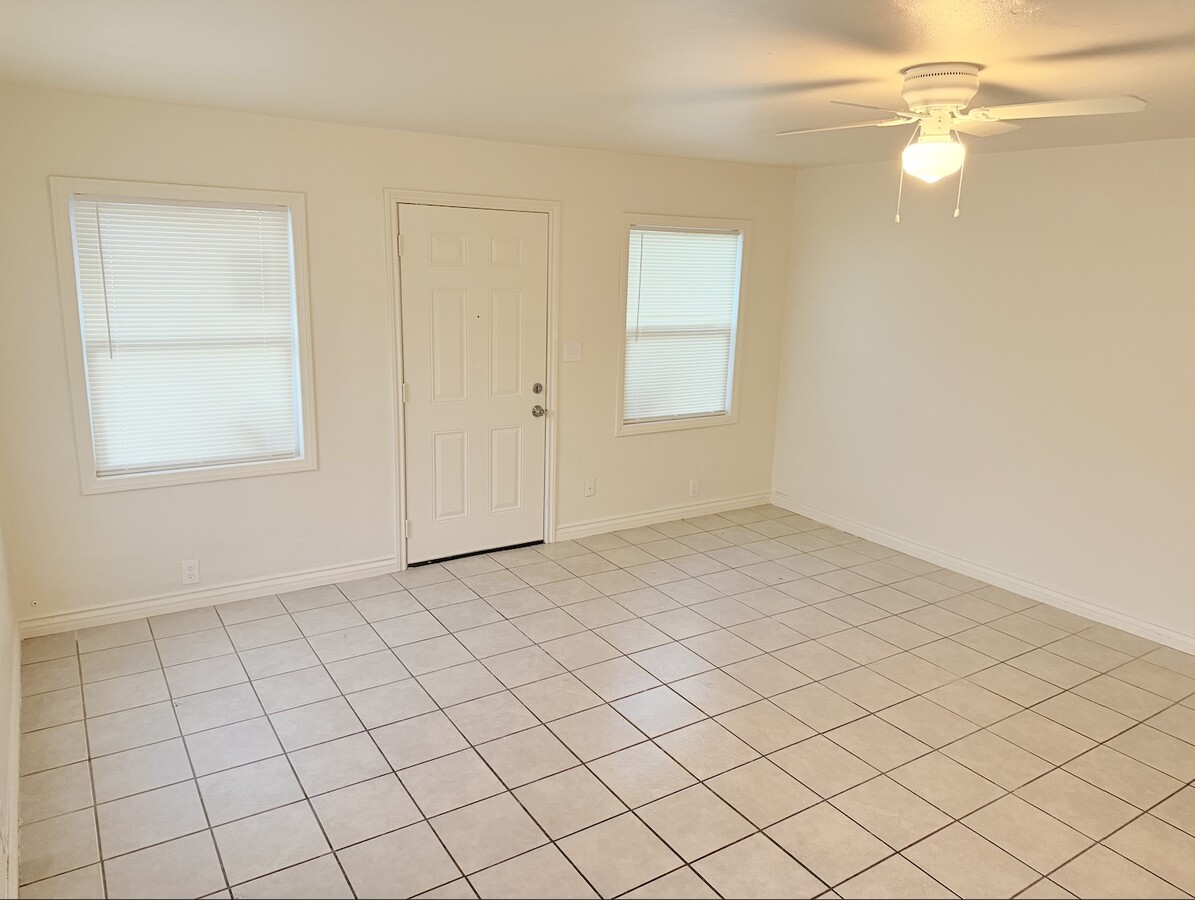 Photo - 818 E Rte 66 Unidad 15