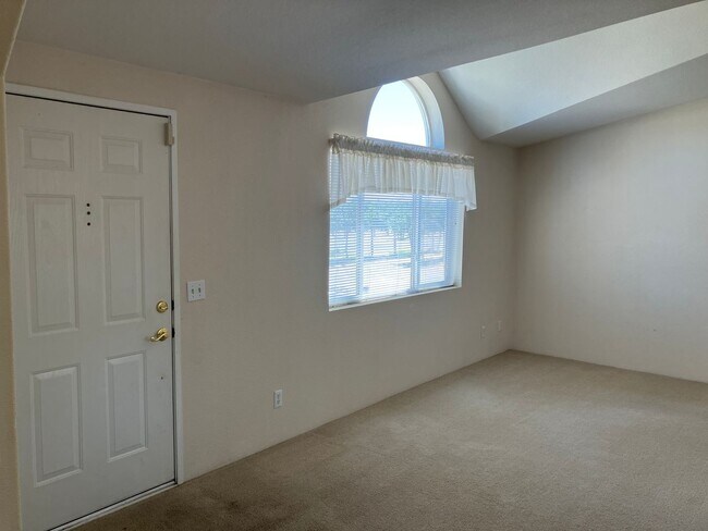 33921 Bird Rd